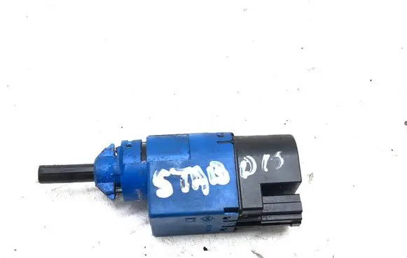 Clutch pedal sensor