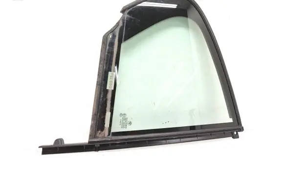 BMW 7 F01 F02 F03 F04 Rear vent window glass 7177850 51357177850