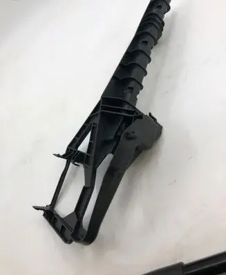 Jeep Compass Front door windshield rail E57302101
