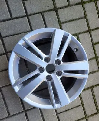 Volkswagen Polo V 6R R15 alloy rim 6R0601025AB
