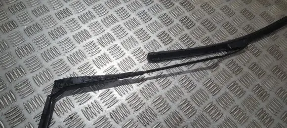 Audi A3 S3 8L Front wiper blade arm 1j1955410
