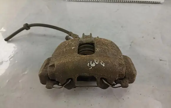 Volvo S60 Front brake caliper LH9209722