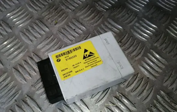 BMW 5 E60 E61 Center console control module 9183233