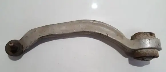 Volkswagen PASSAT B5 Front lower control arm/wishbone
