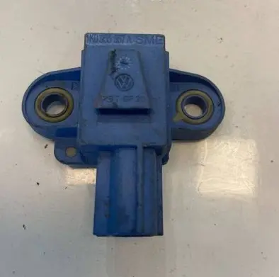 Volkswagen Golf V Airbag deployment crash/impact sensor 1K0955557A