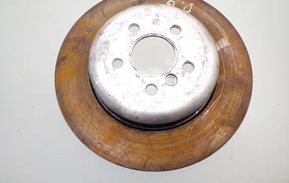 BMW 5 G30 G31 Rear brake disc 6882246