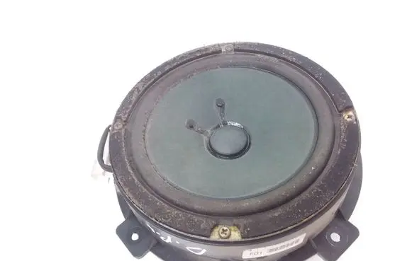Hyundai Trajet Front door speaker 963303A500