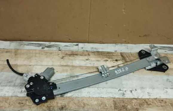 Honda Civic Rear door window regulator with motor 