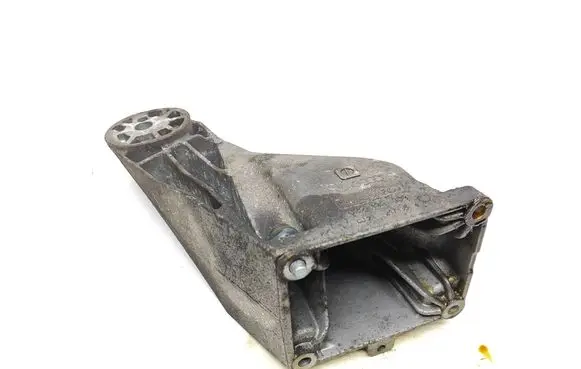 Porsche Cayenne (92A) Engine mounting bracket 022199308