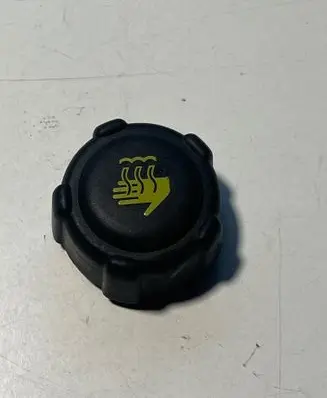 Renault Kadjar Coolant expansion tank/reservoir cap 