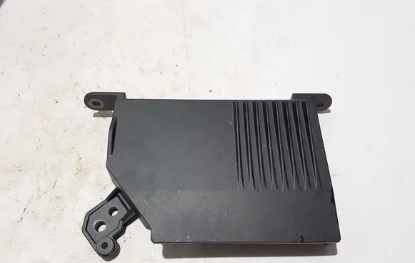 Volvo C40 Sound amplifier 32264589