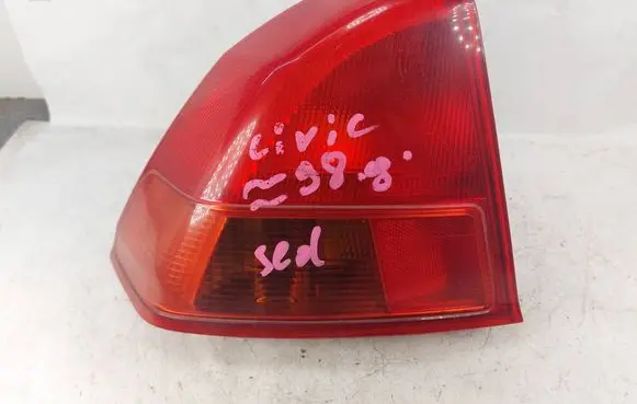 Honda Civic Rear/tail lights P0853L