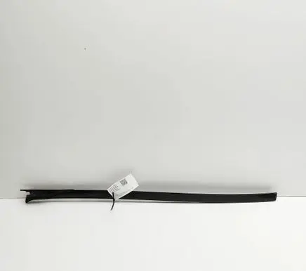 BMW X7 G07 Windshield trim 7434874