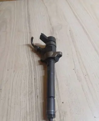 Volvo S40 Fuel injector 0445110259