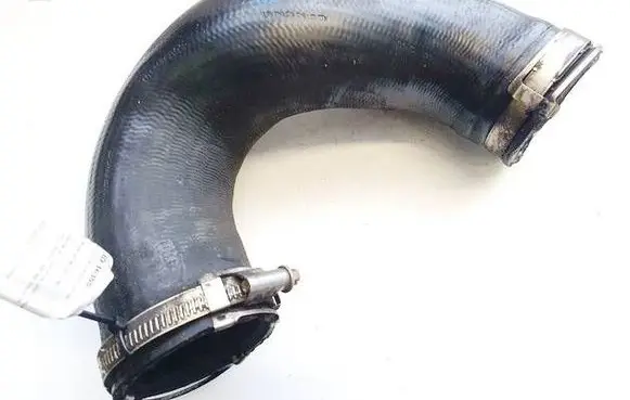 Audi Q7 4L Intercooler hose/pipe 7L6145972E