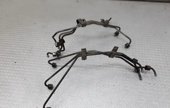 Skoda Superb B5 (3U) Fuel injector supply line/pipe 