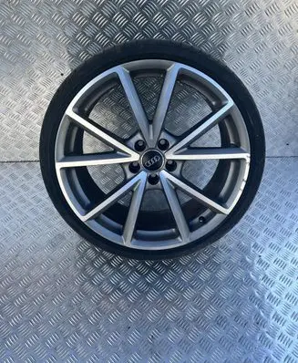 Audi TT TTS RS Mk3 8S R20 alloy rim 8S0601025BB