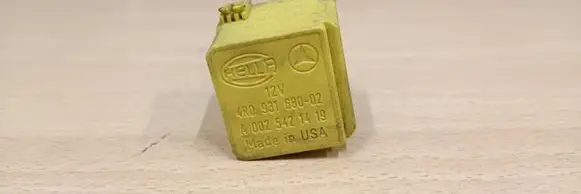 Mercedes-Benz S W220 Other relay 4RD93168002 A0025421419