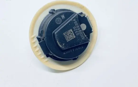 Volkswagen Jetta VI Airbag deployment crash/impact sensor 5K0959354