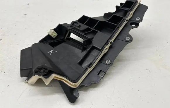 BMW X7 G07 Other engine bay part 61138791293