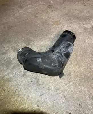 BMW 3 F30 F35 F31 Air intake duct part 70522747 51750610 7605045