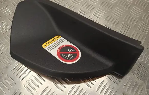 Mercedes-Benz E W212 Dashboard side end trim 2126800407