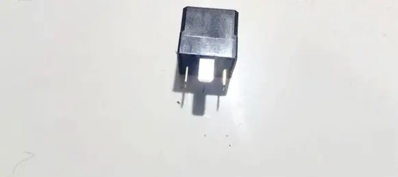 Renault Scenic I Other relay 13171831 4ra007791-05