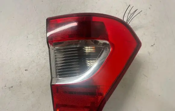 Ford Galaxy Rear/tail lights 177010