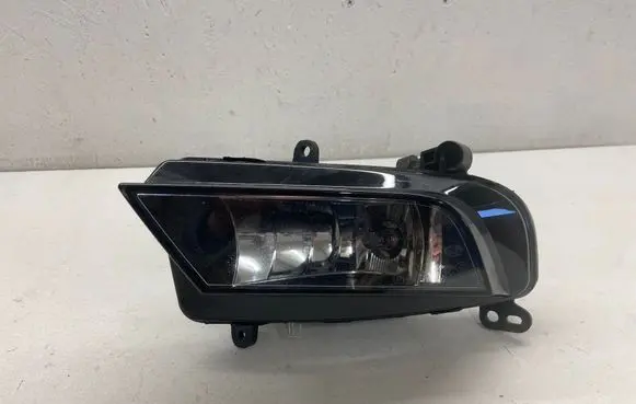 Audi A4 S4 B8 8K Front fog light 8K0941699B 1NE01083205 0108320500946605