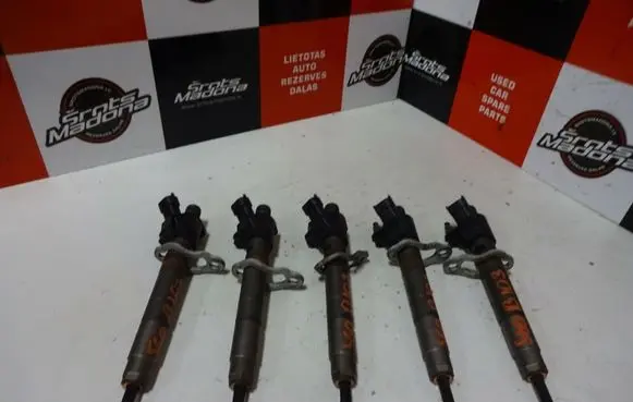 Volvo S60 Fuel injectors set 31303238 0445116046
