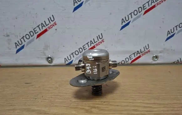 BMW 2 F22 F23 Fuel injection high pressure pump 7642466