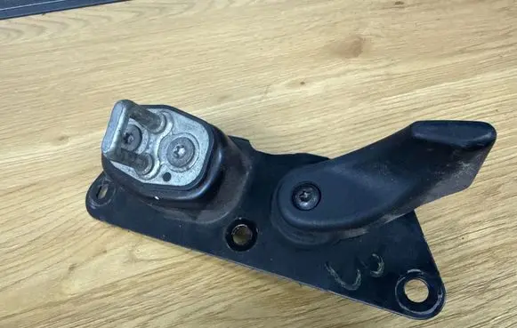 Peugeot Partner Rear door interior handle