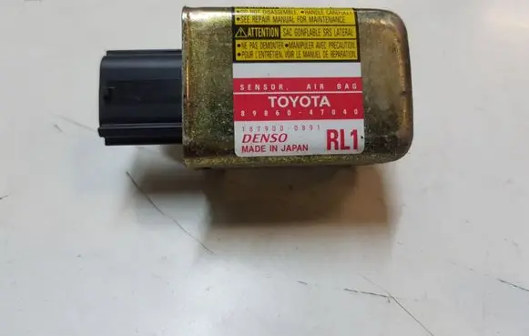 Toyota Prius (XW20) Airbag deployment crash/impact sensor 8986047040