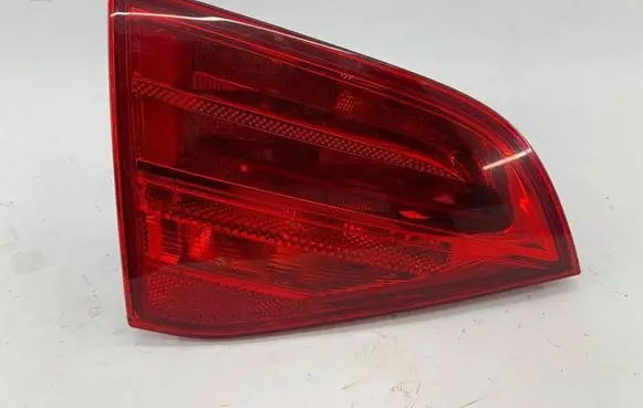 Audi A4 S4 B8 8K Tailgate rear/tail lights 8K9945093