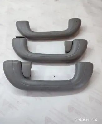 Hyundai Santa Fe A set of handles for the ceiling 