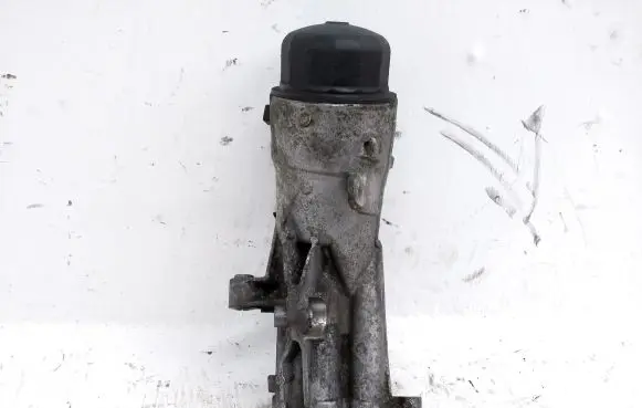 Land Rover Range Rover Velar Oil filter mounting bracket G4D36714C77A