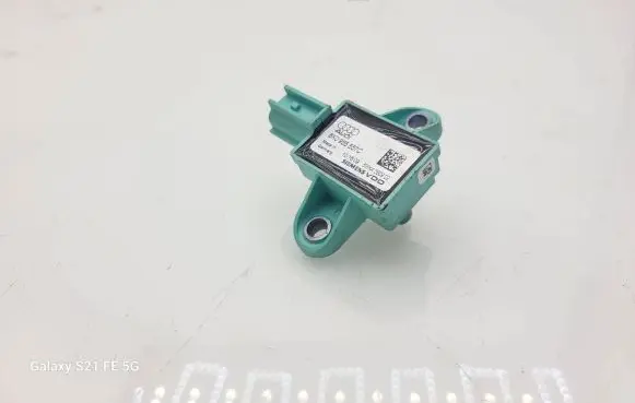 Audi A4 S4 B8 8K Airbag deployment crash/impact sensor 8K0955557C 5WK4380902