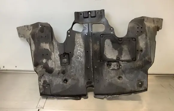 Subaru Tribeca Engine splash shield/under tray 