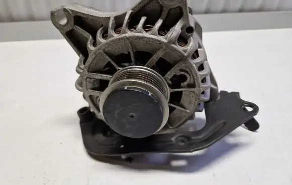 Generator/alternator