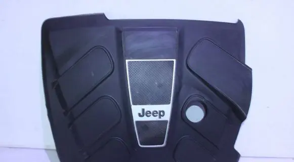 Jeep Grand Cherokee Engine cover (trim) 04627157 1250A9901
