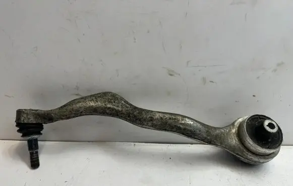 BMW X5 E70 Front lower control arm/wishbone 11817315