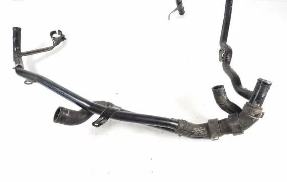 Volkswagen Golf VII Engine coolant pipe/hose 04L121065 5Q0122073R