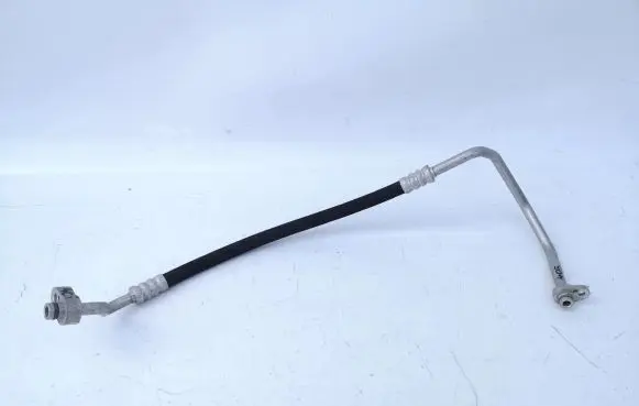 Volkswagen PASSAT B8 Air conditioning (A/C) pipe/hose 5Q0816721B