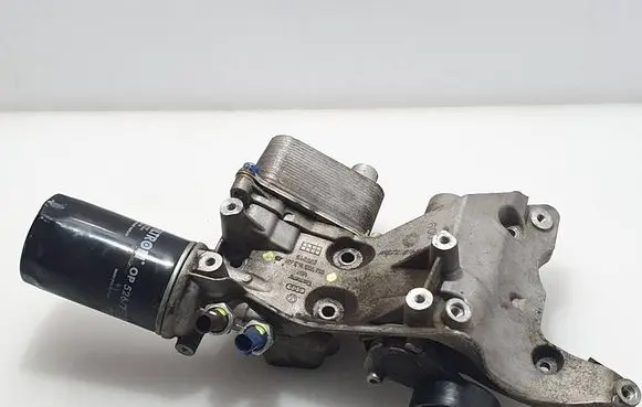 Audi A3 S3 8P Oil filter mounting bracket 06J903143AH 06J117021J