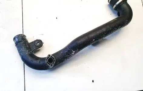 Volkswagen PASSAT B5 Intercooler hose/pipe 8D0145840M