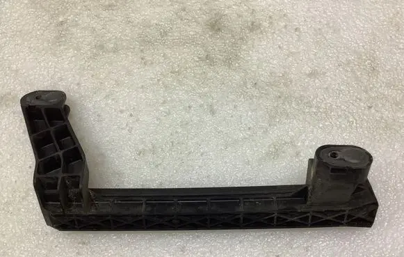 Peugeot 5008 Rear door windshield rail 9683929980