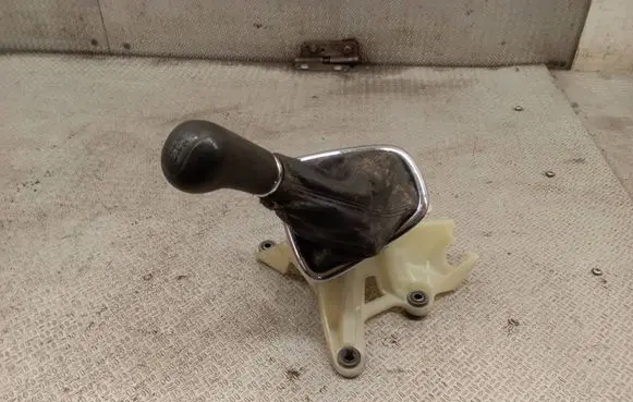 Toyota Corolla Verso E121 Gear shifter/selector