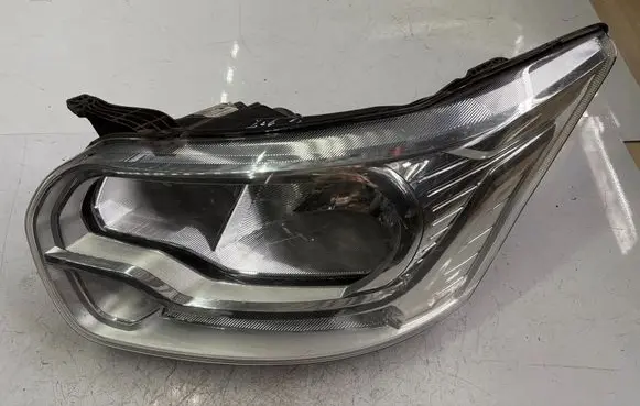 Ford Transit Headlight/headlamp BK3113W030AF