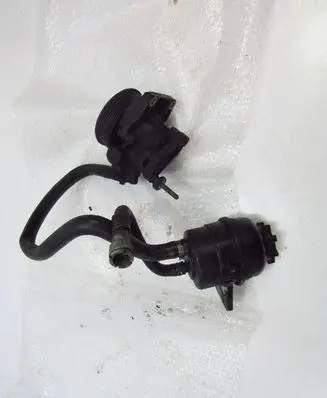 BMW 5 E39 Power steering pump 