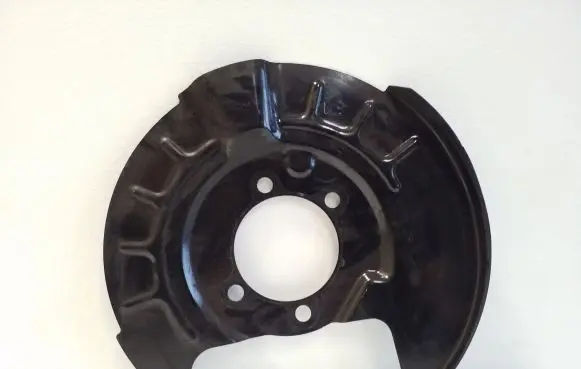 Nissan Qashqai J12 Rear brake disc plate dust cover 